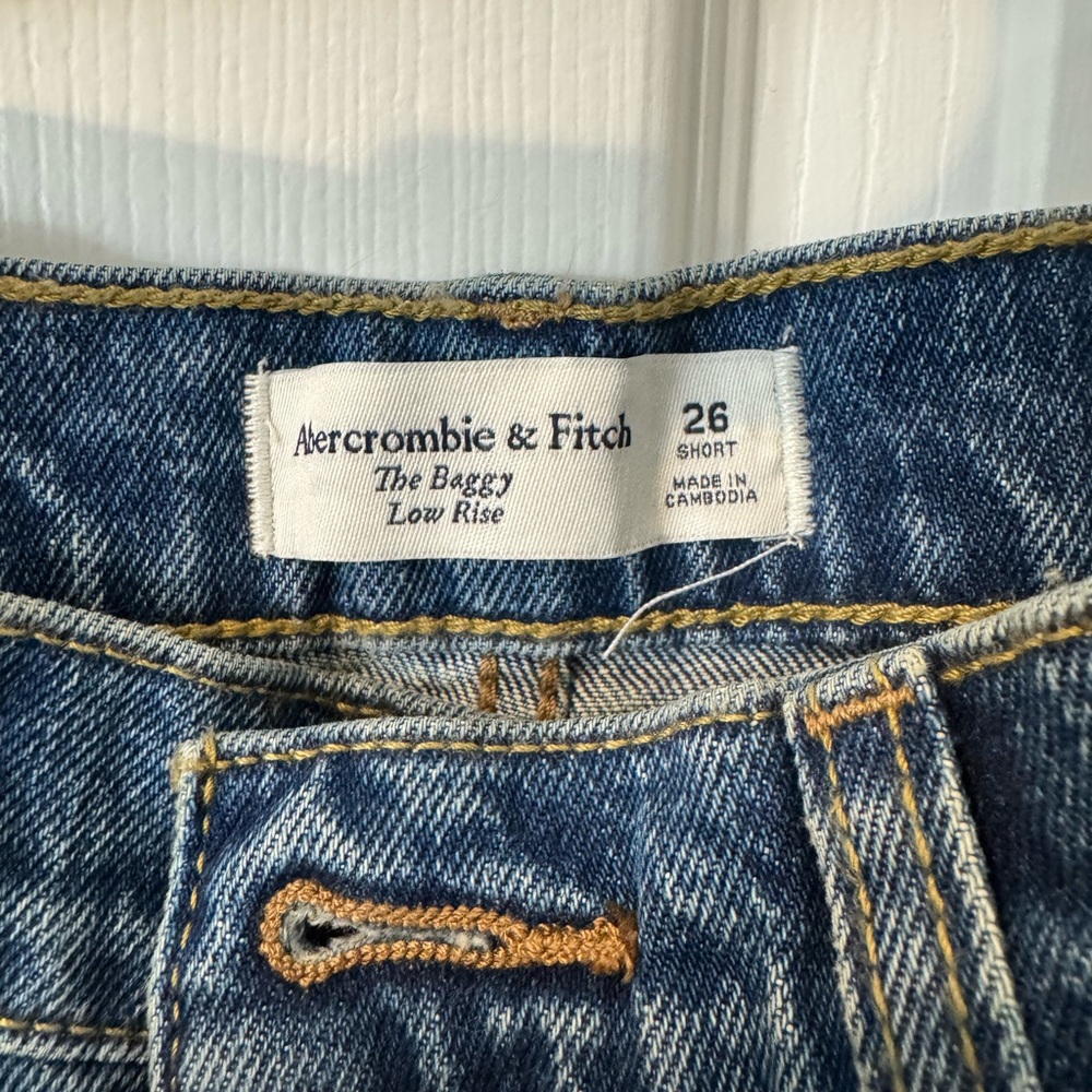 Abercrombie & Fitch Low rise The Baggy jeans size 26 short - Picture 2 of 3